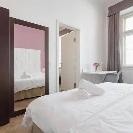 Apartament Modern Close To River