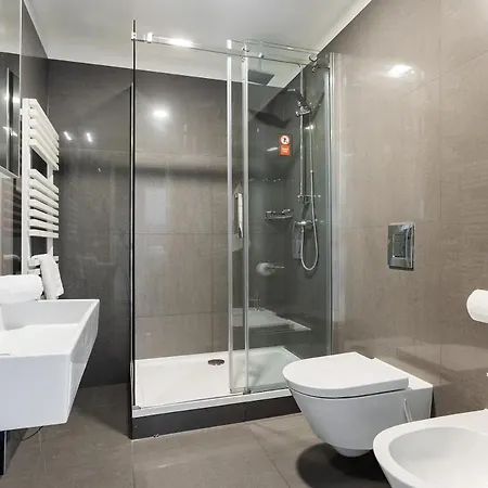 Modern Close To River Διαμέρισμα